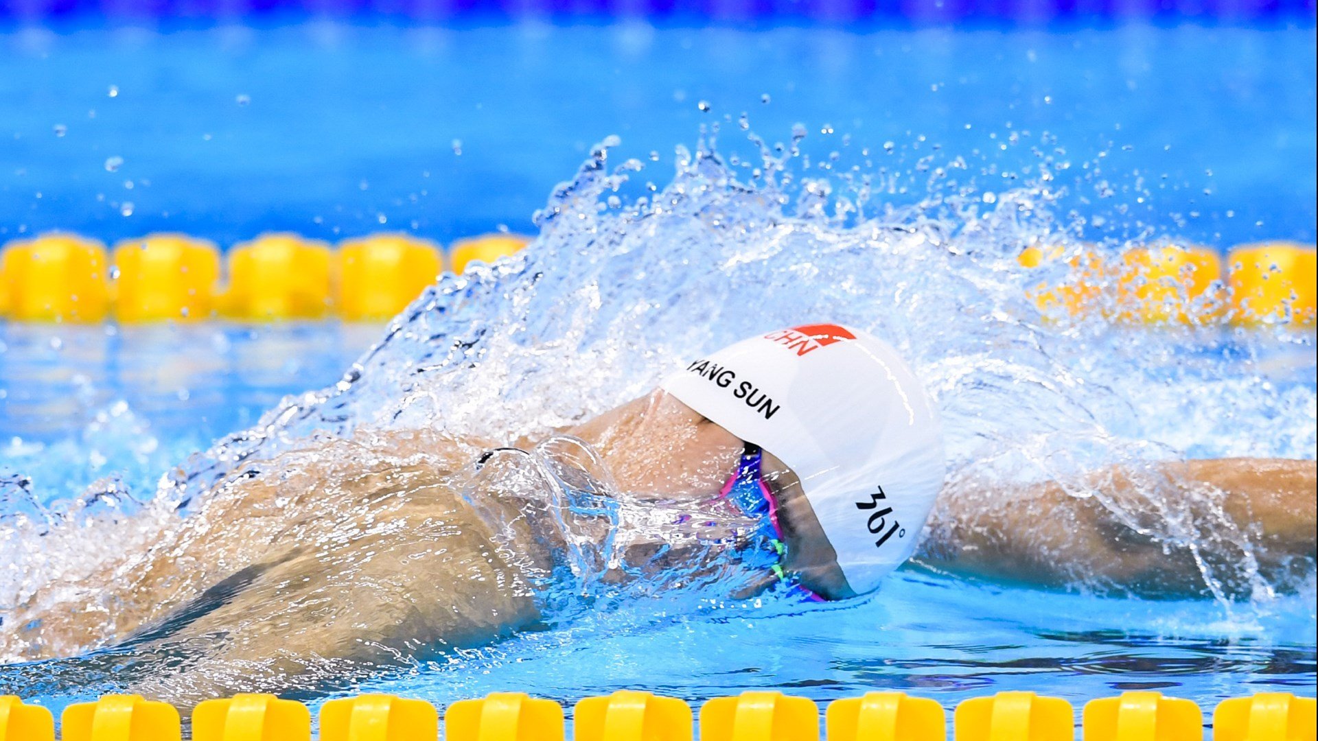 邵佳一执教国足合同与薪资曝光，邵佳一任意球绝杀恒大